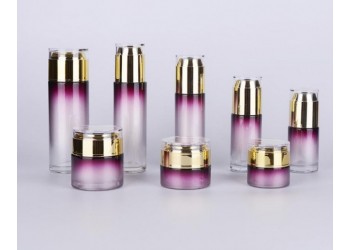 護膚品套裝瓶加工廠，護膚品套裝瓶廠家，護膚品套裝瓶生產廠家