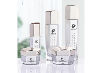 化妝品瓶噴油廠，化妝品瓶噴油加工廠，廣州白云區(qū)化妝品瓶噴油廠