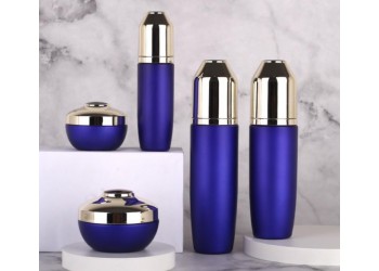 廣州玻璃瓶烤漆加工廠家，廣州玻璃瓶絲印燙金加工廠家