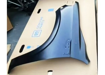 GMC 育空 左葉子板 雨刮水壺 方向柱 車門玻璃