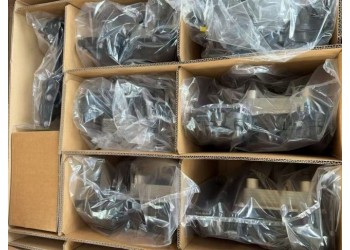 寶馬i7電子節溫器 電子扇 水箱 雨刮連動桿 冷凝器