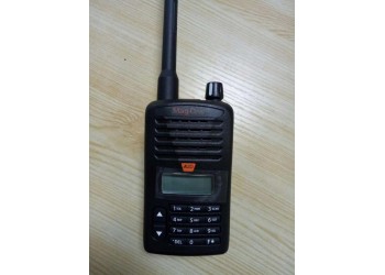 山東曹縣摩托羅拉A2D數(shù)字商用手持無線對講機(jī)