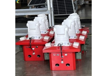 門型構(gòu)架防鳥害設(shè)備：定制化適配變電站場(chǎng)景，高效防鳥更可靠